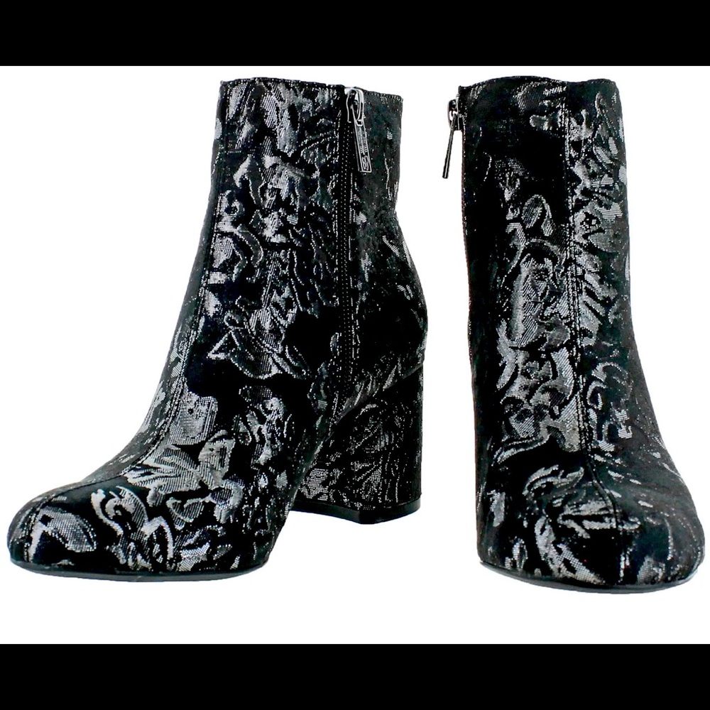 Jessica Simpson Ruella bootie size 8